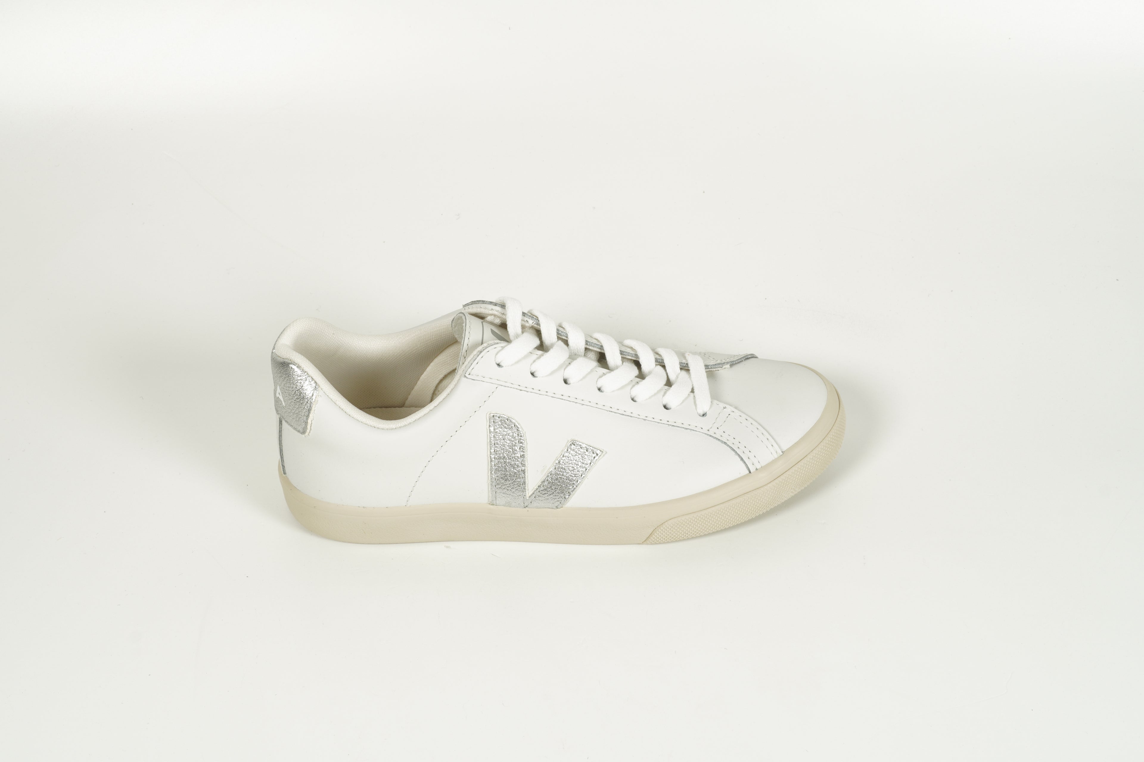 Sneaker Silber