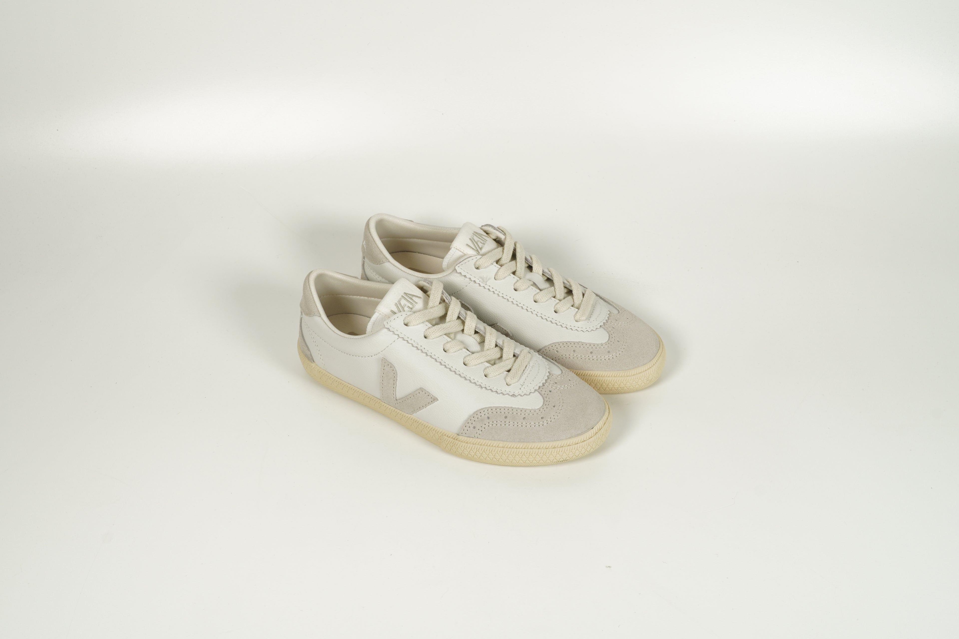 Sneaker Grau