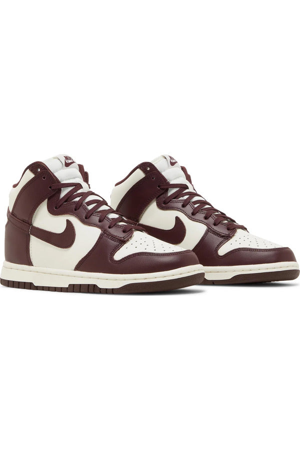 Dunk High Burgundy