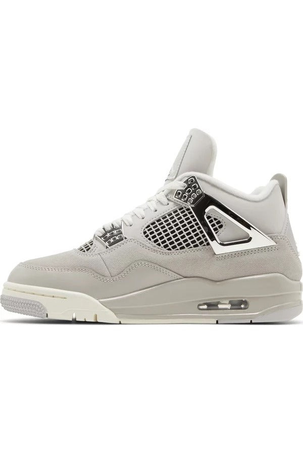 Jordan 4 Frozen