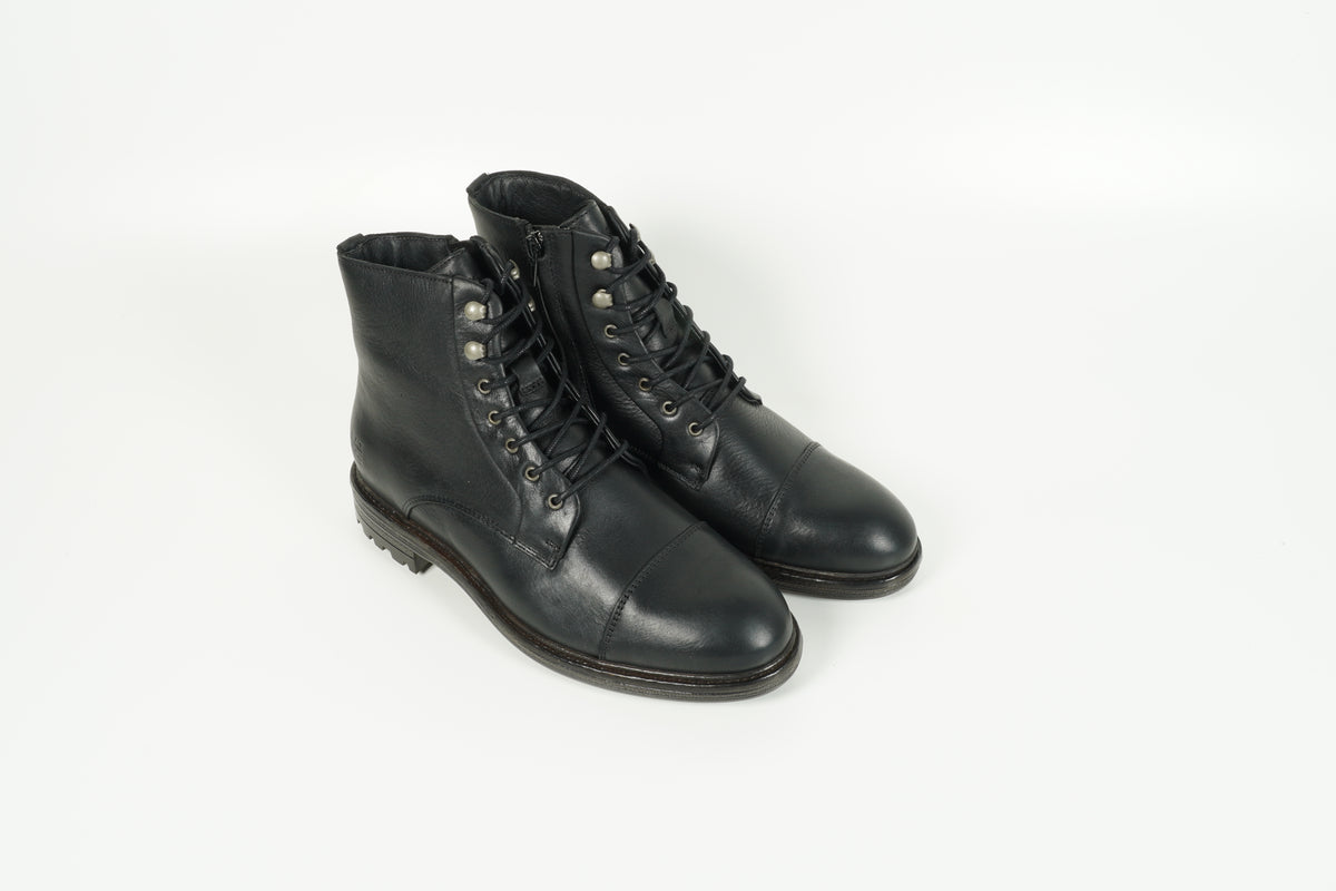 ankle boots black
