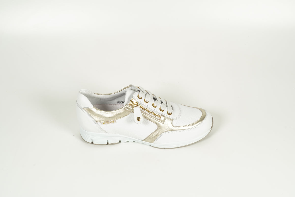 Ylona White Sneakers