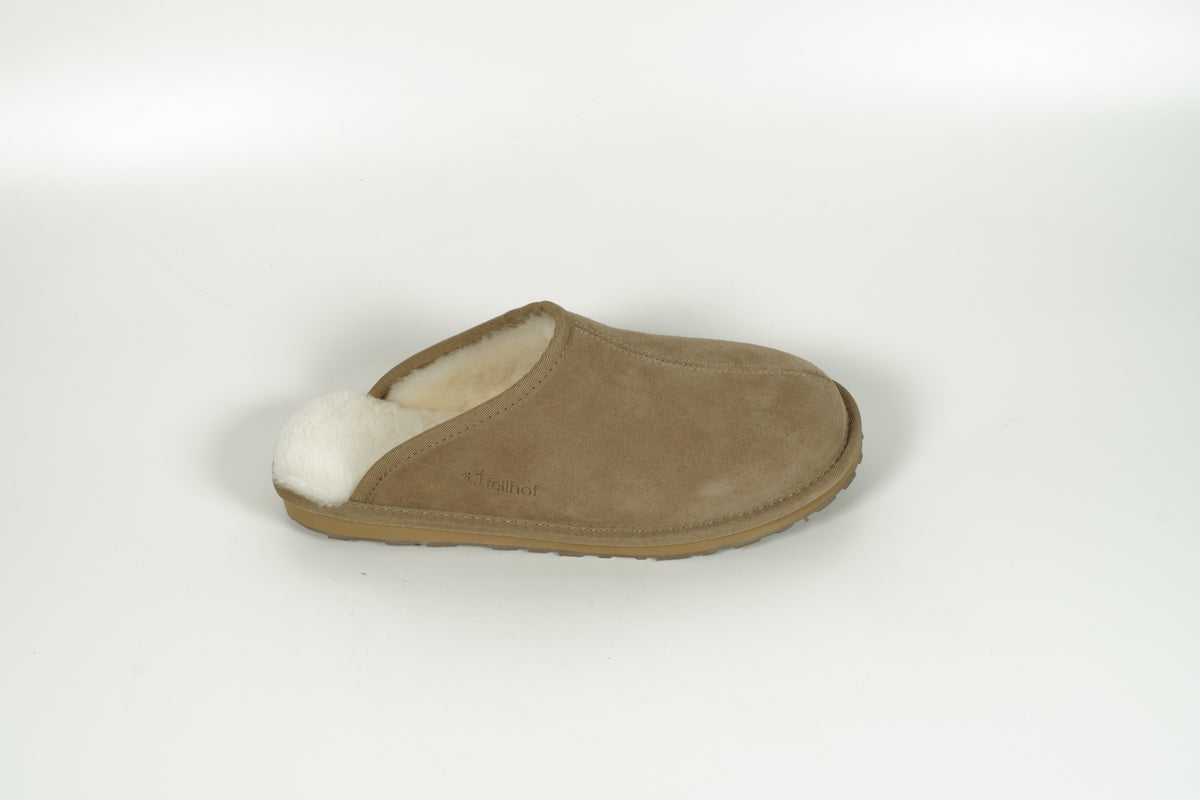 Beige slippers