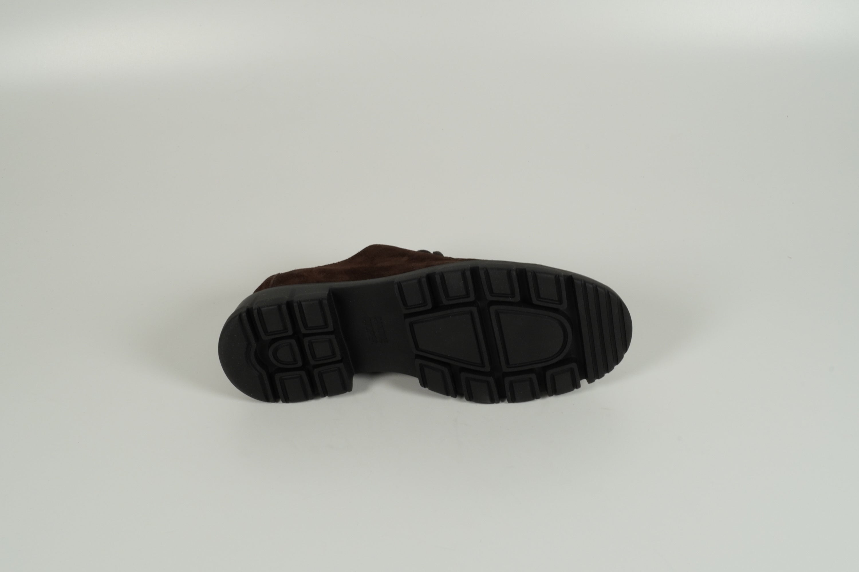 brown low shoe