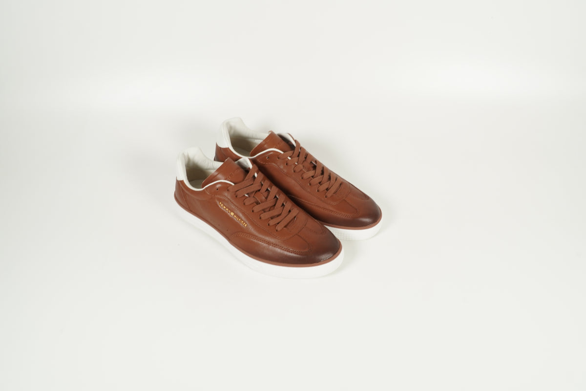 Baskets marron