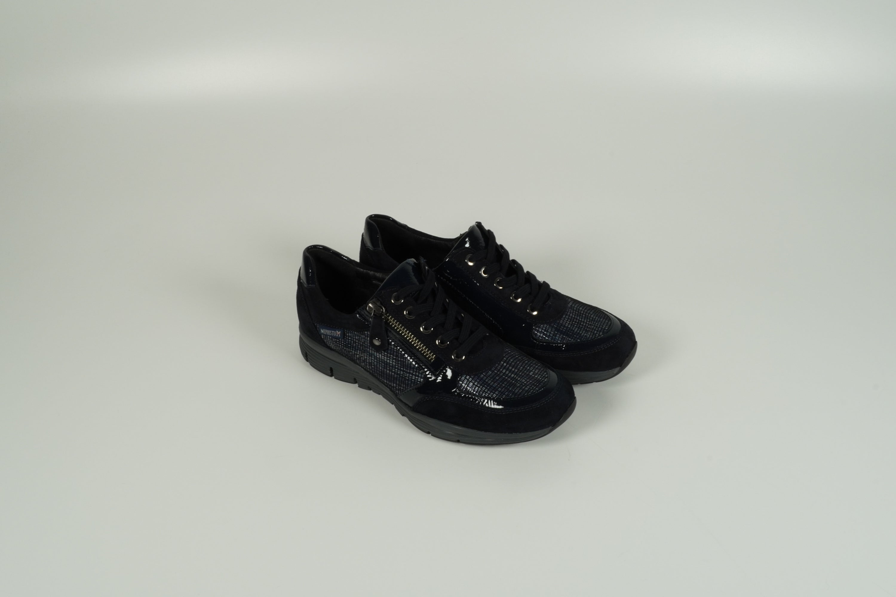 Sneaker Blau