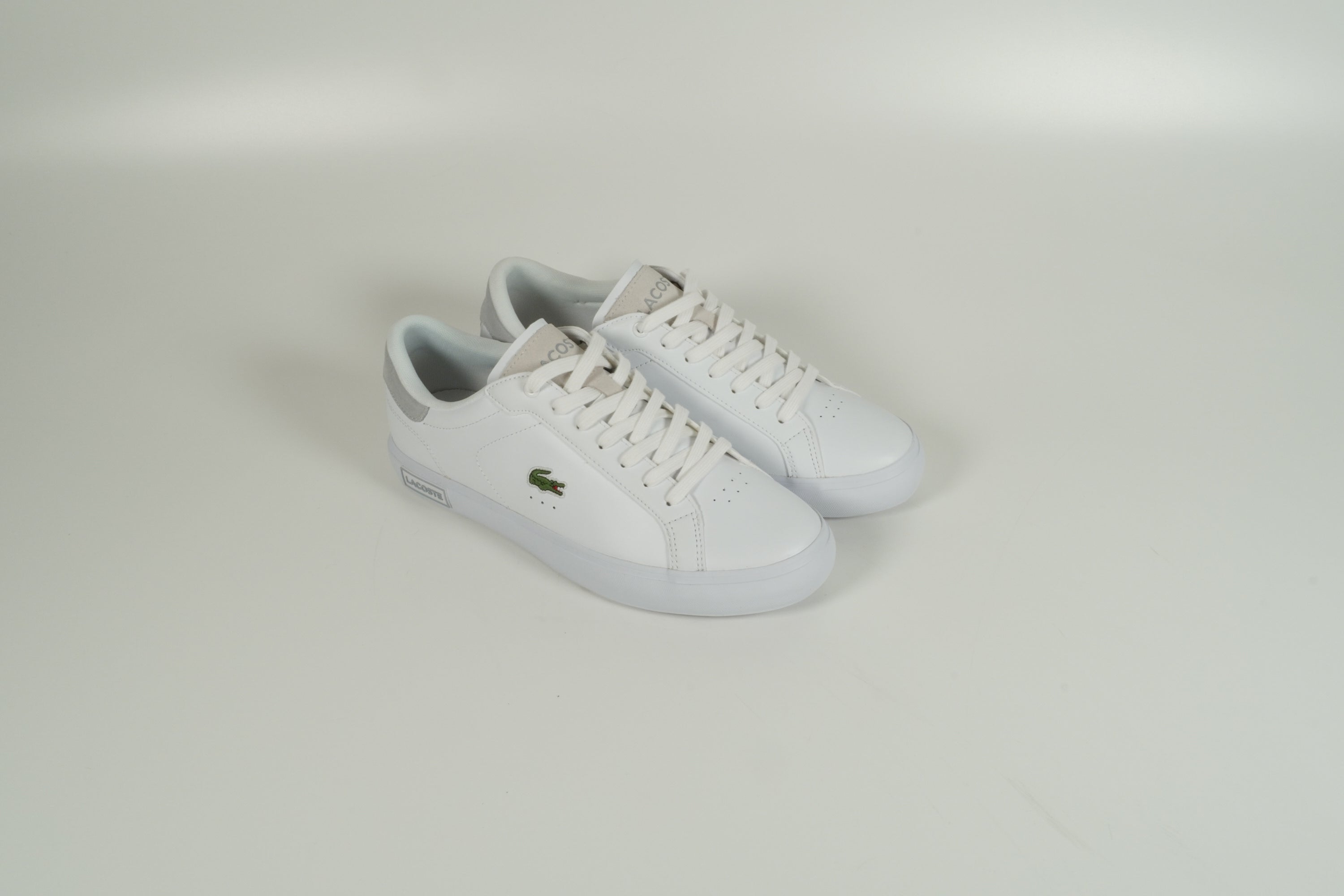 Baskets blanches