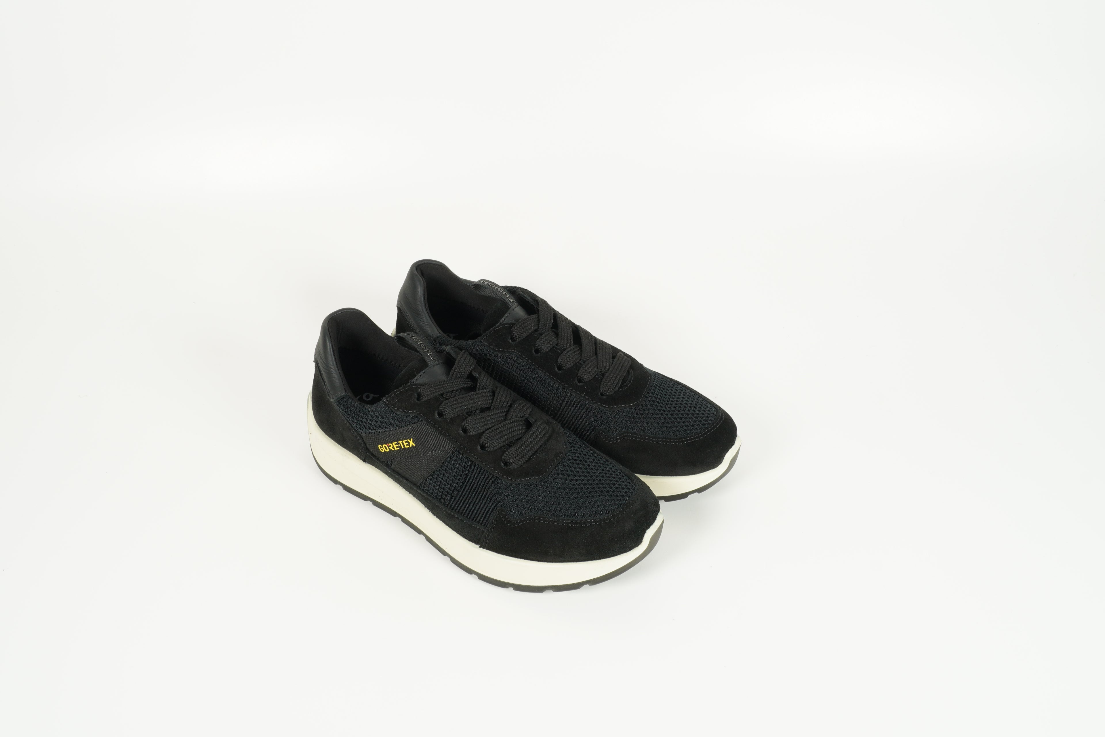 Sneaker Schwarz
