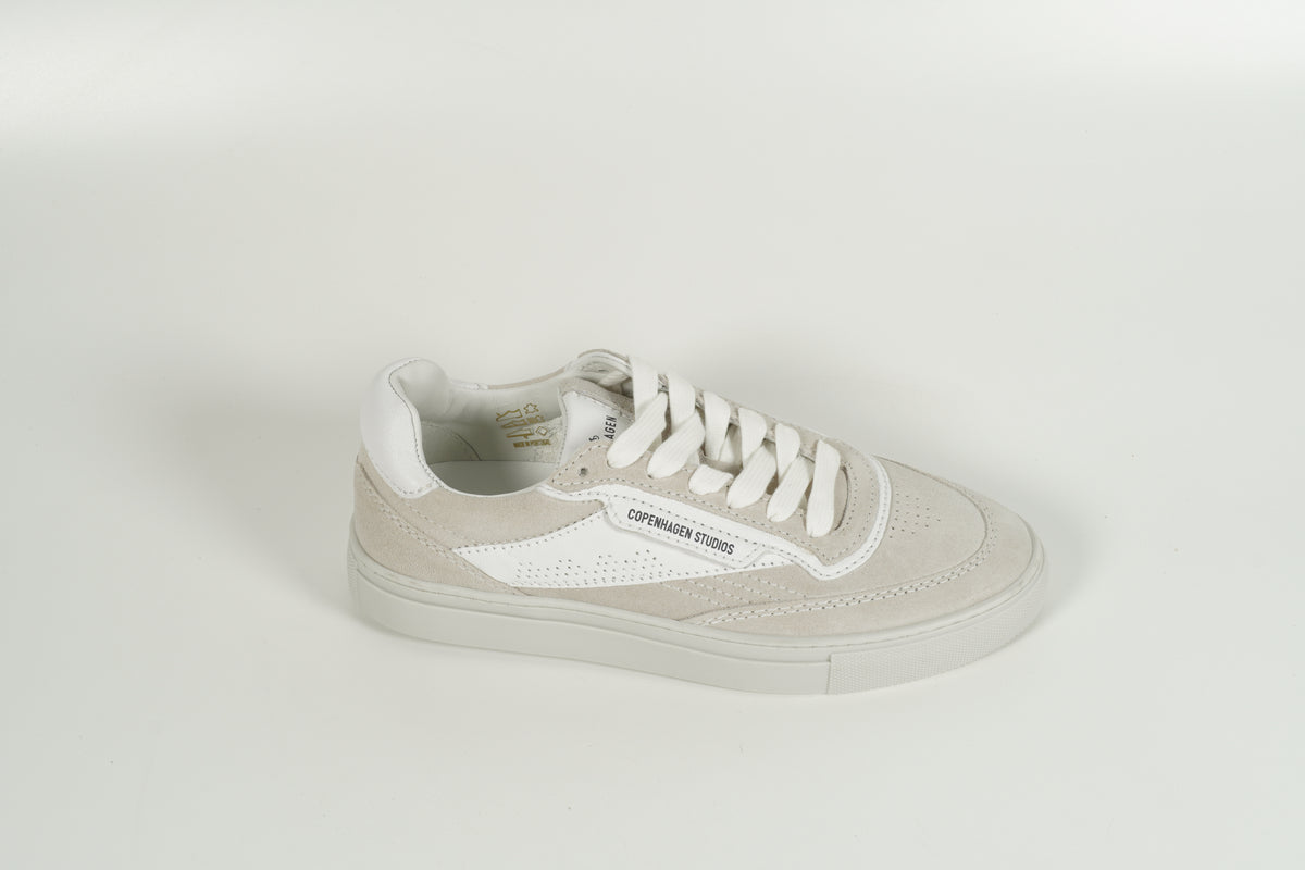 Baskets grises