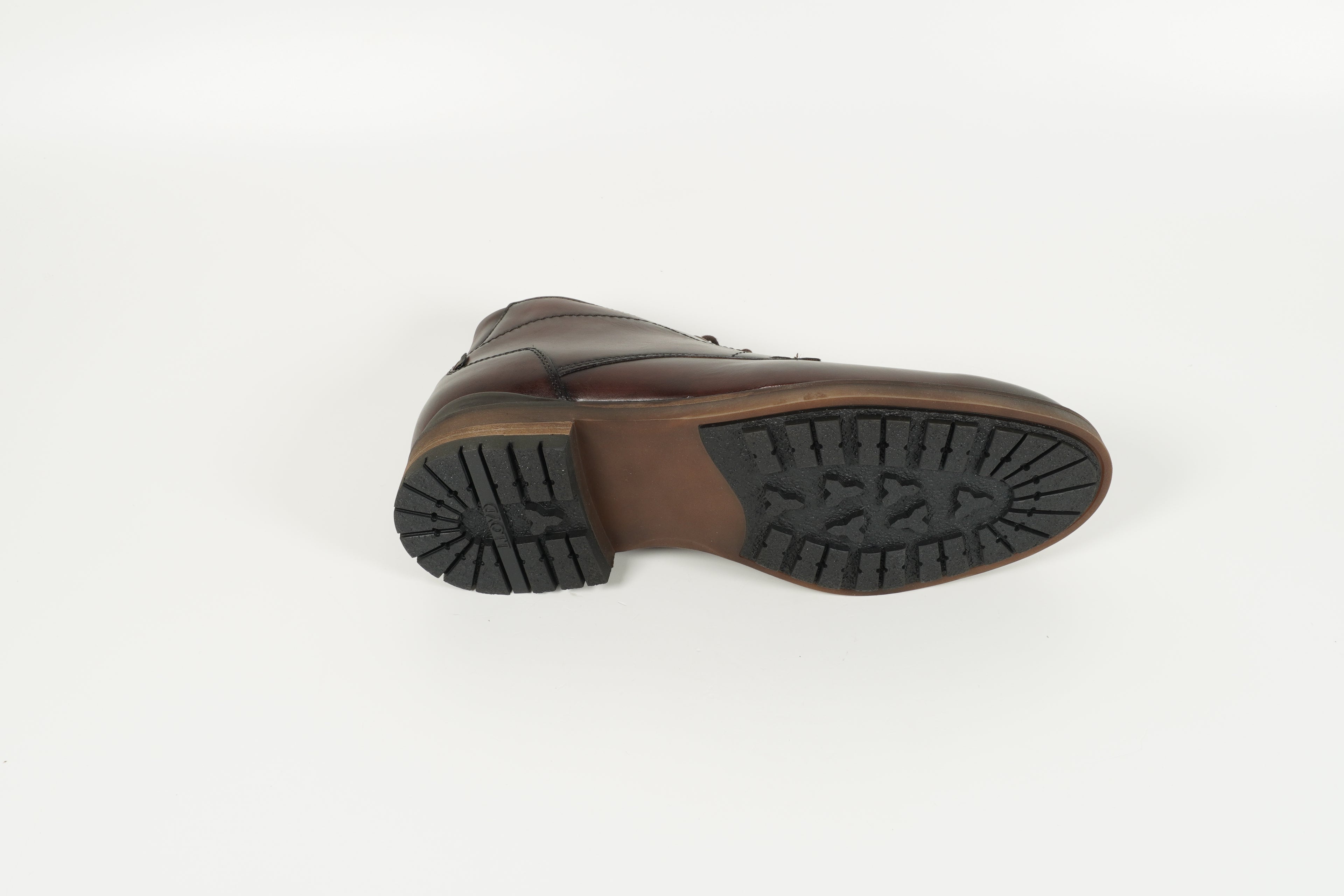 Schnürschuh Braun