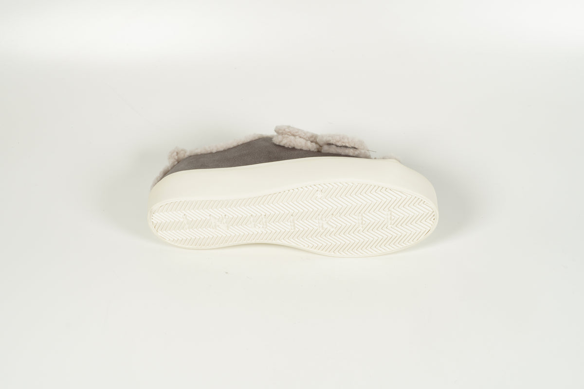 Sneaker gefüttert Grau