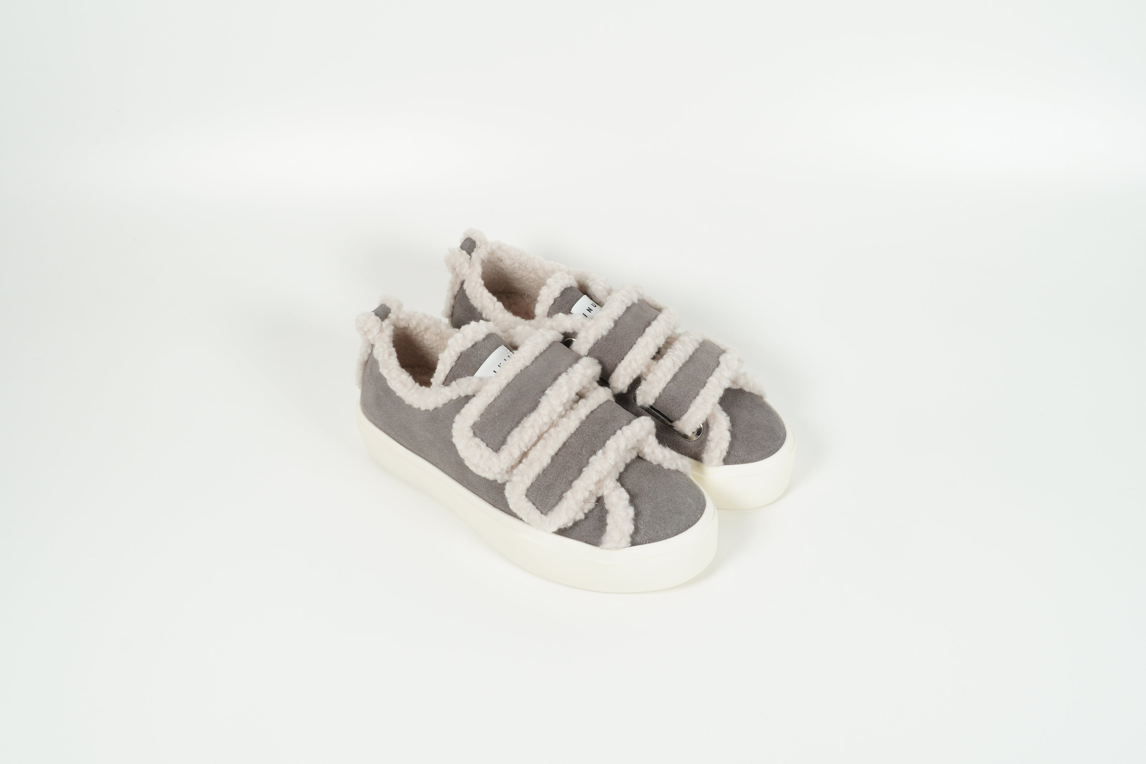 Sneaker gefüttert Grau