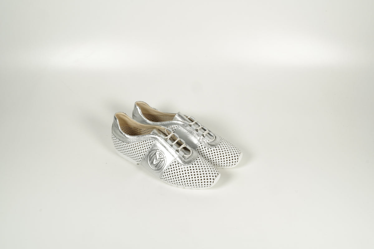 Schnürschuh Silber