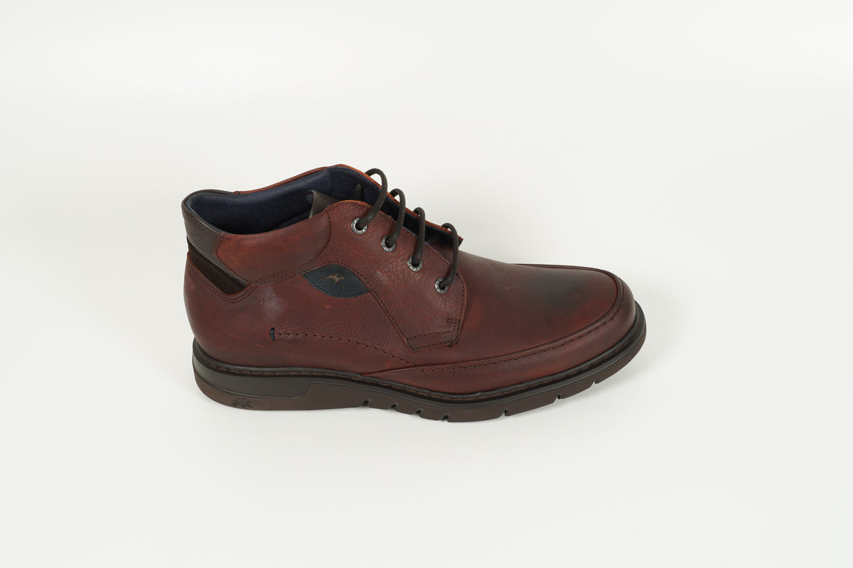 Chaussure à lacets marron
