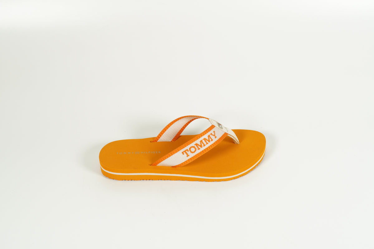 Tongs oranges