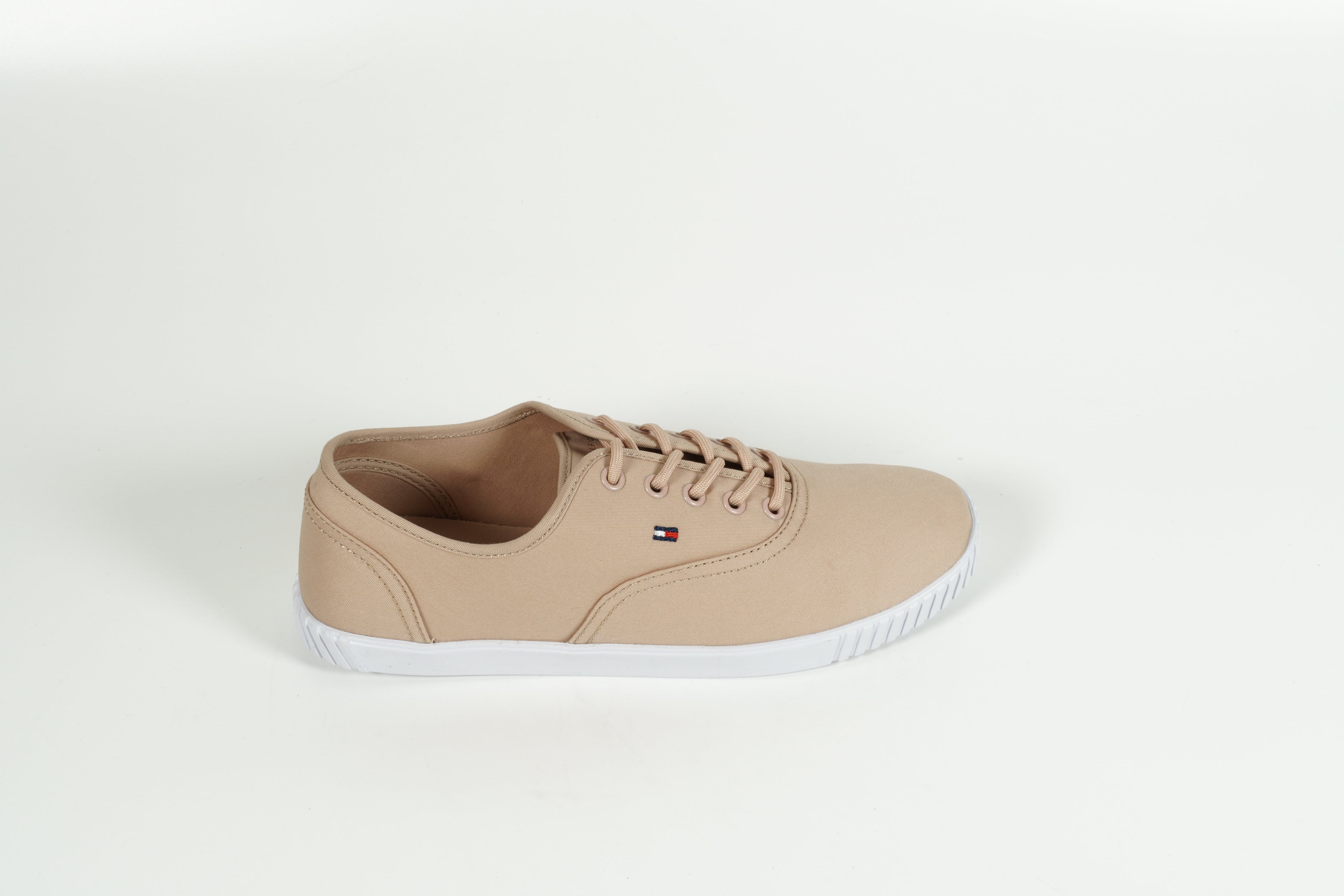 Baskets beiges