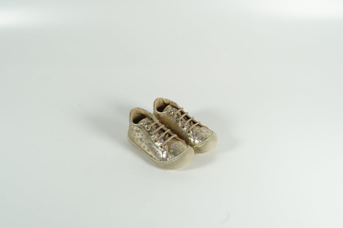 Gold Learning Running Shoes