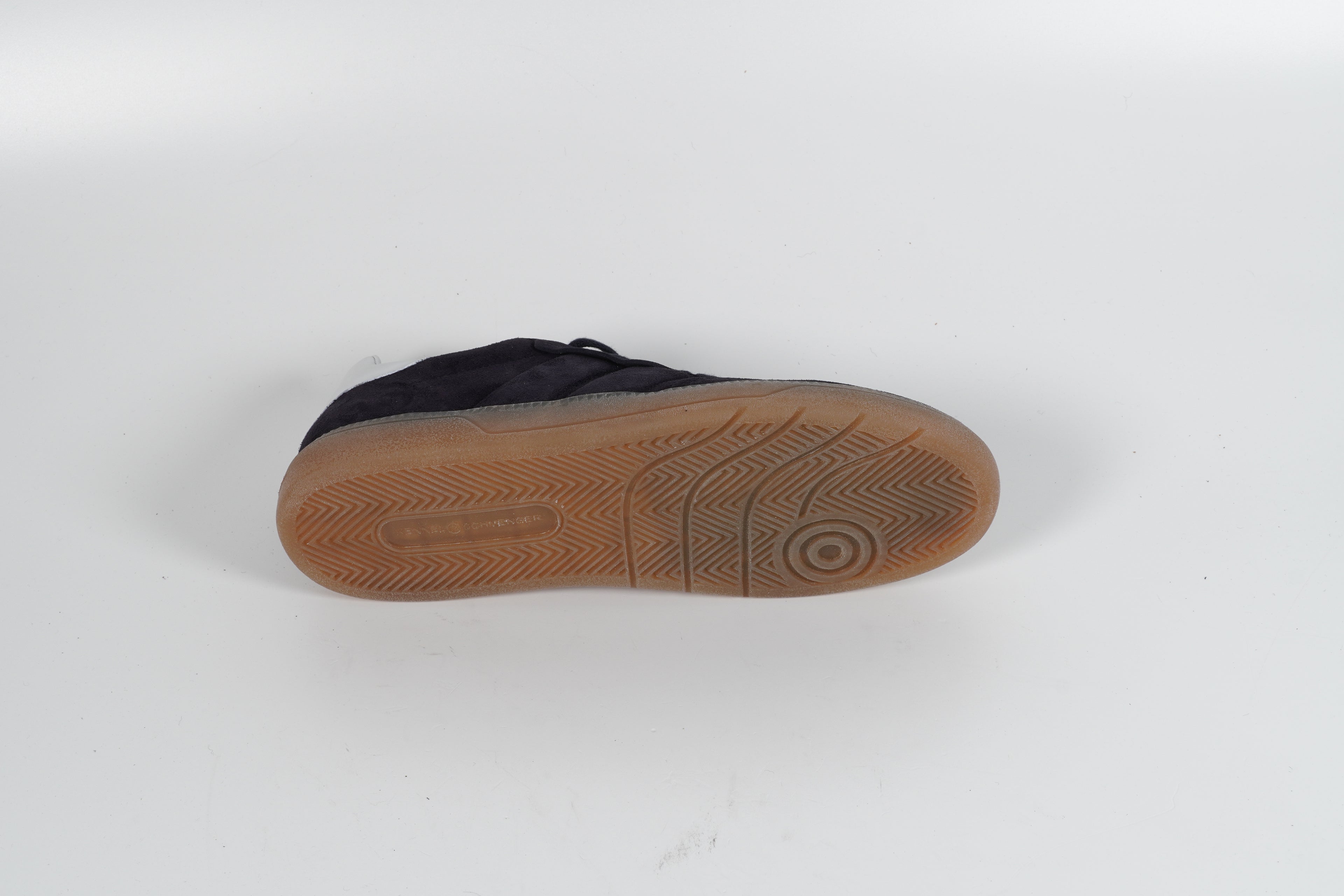 Baskets bleues