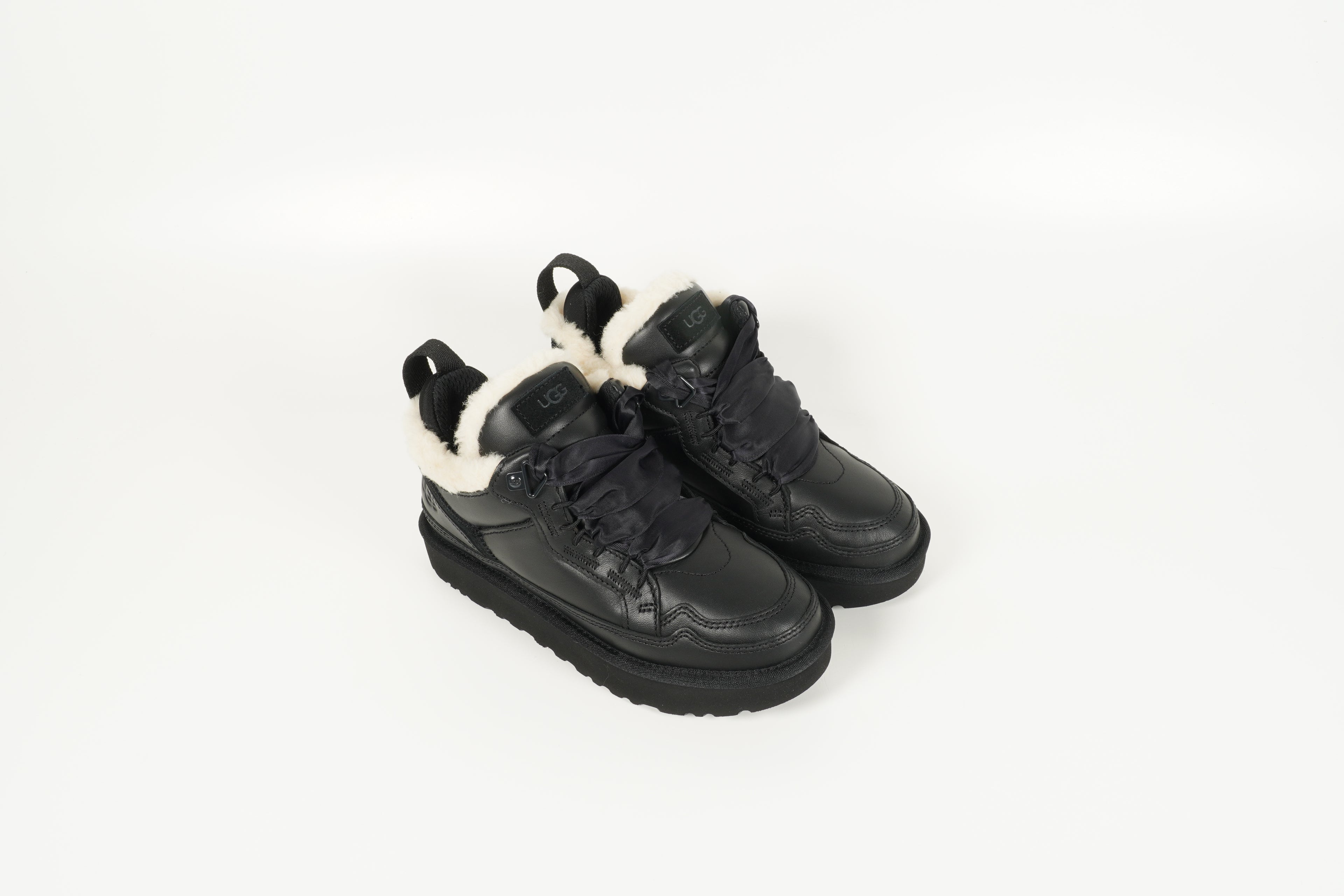 Lowmel Leather Black