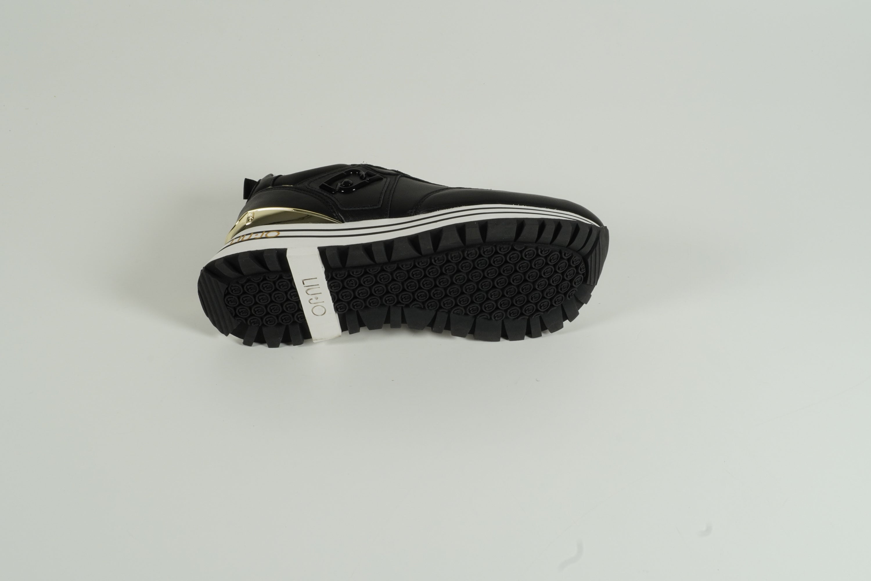 Baskets noires