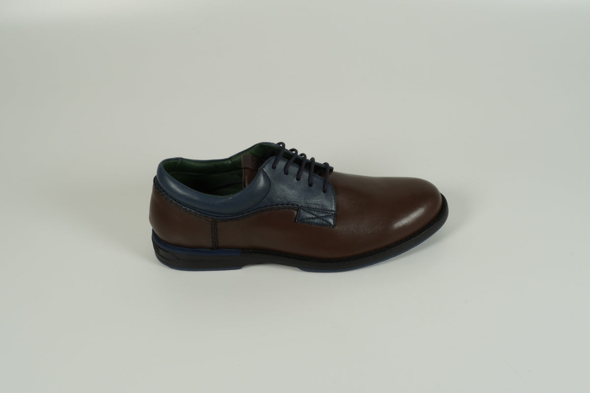 Schnürschuh Braun