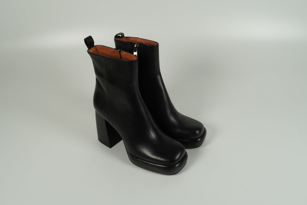 Stiefelette Schwarz