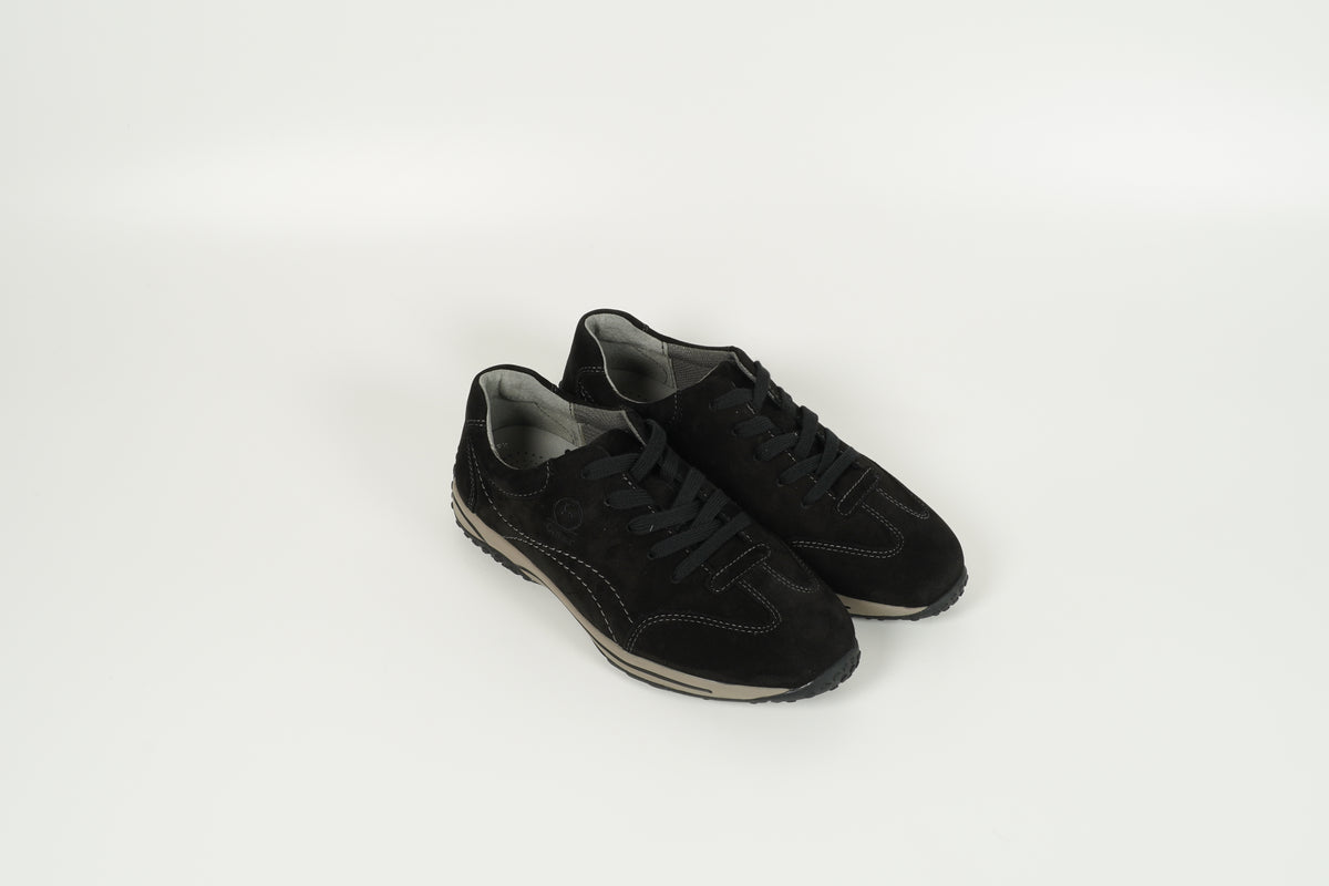 Sneaker Schwarz