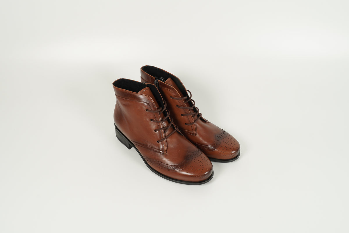 Lace-up Shoe Brown
