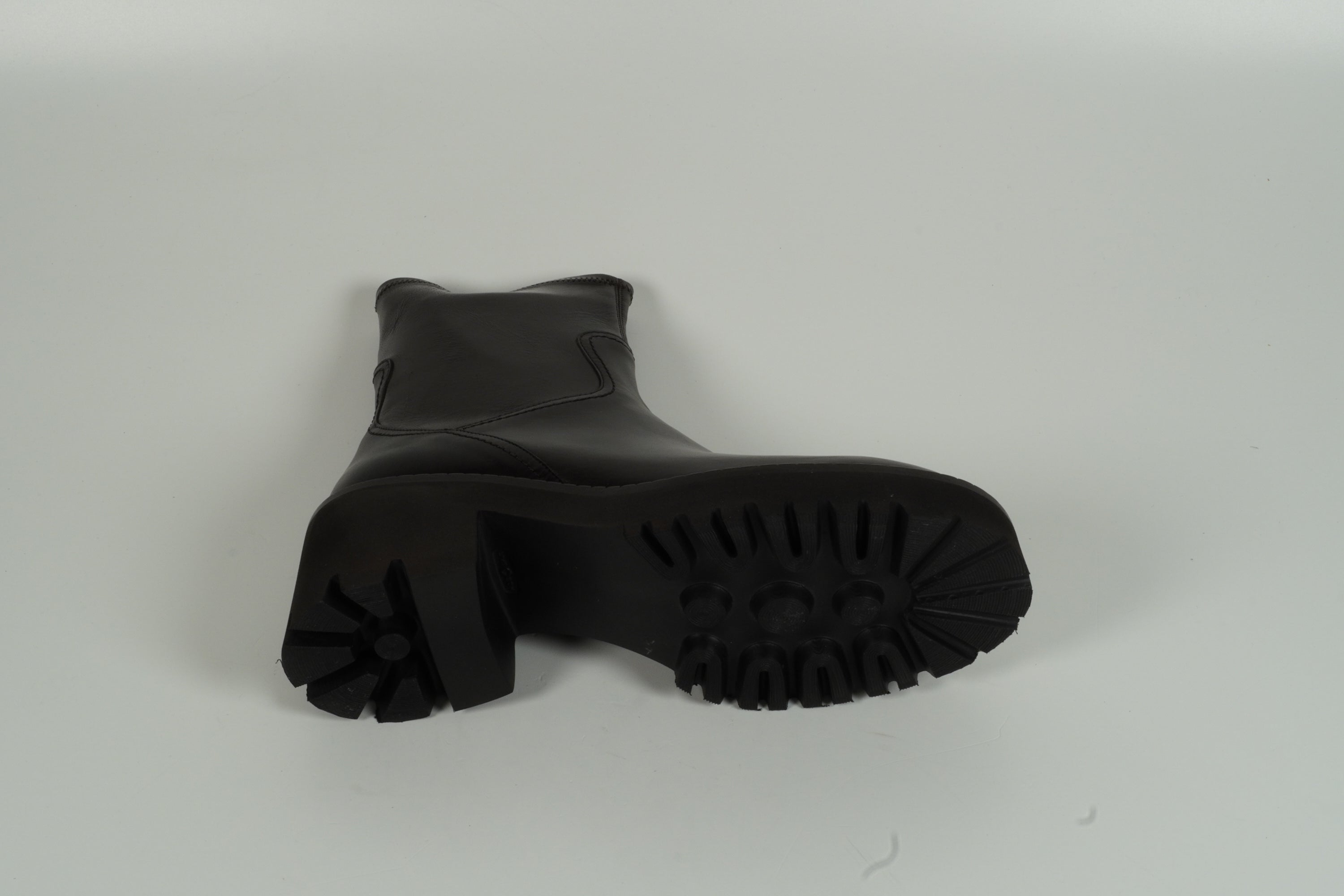 ankle boots brown