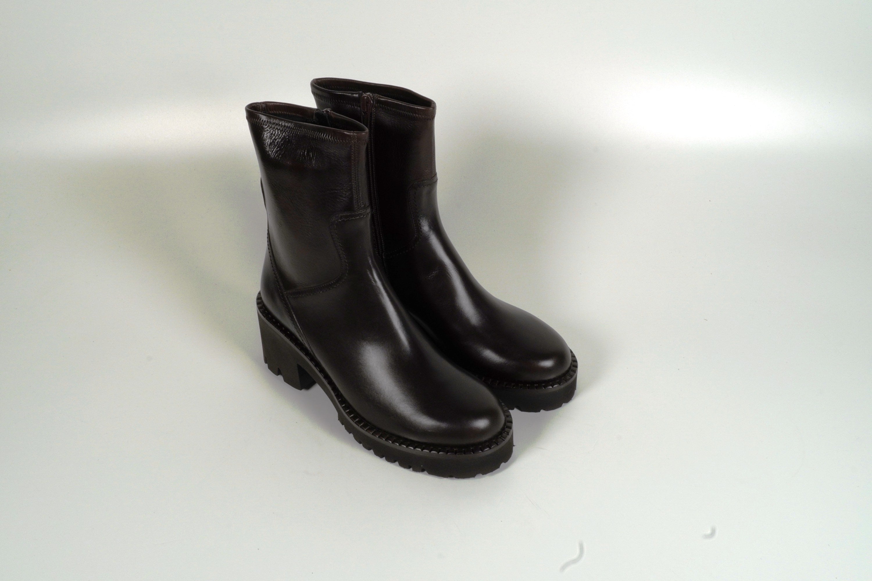 ankle boots brown