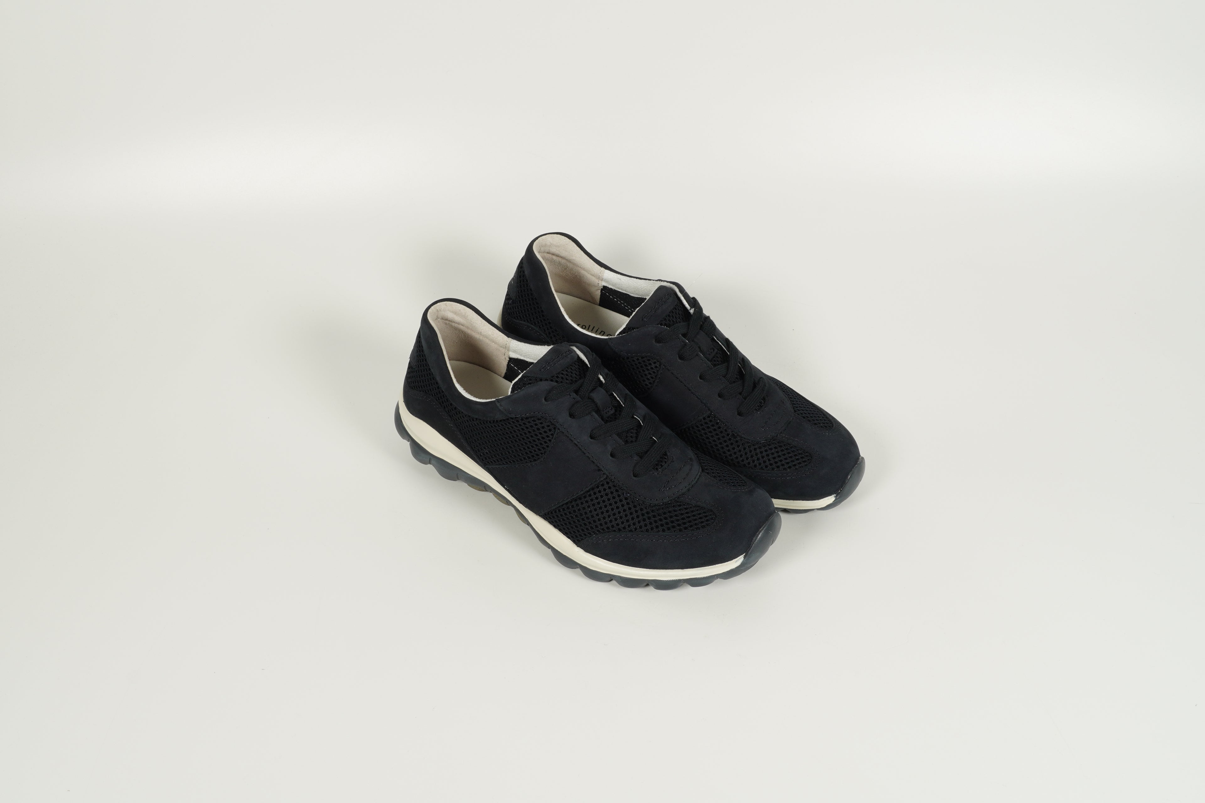 Sneaker Blau