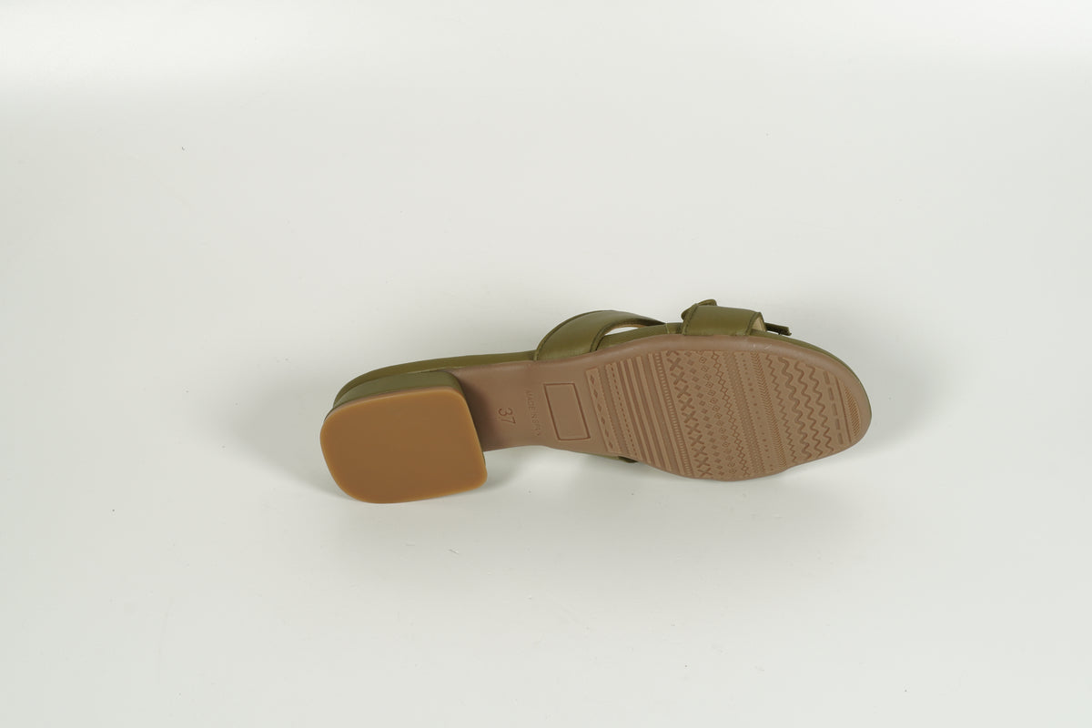 Mules Green