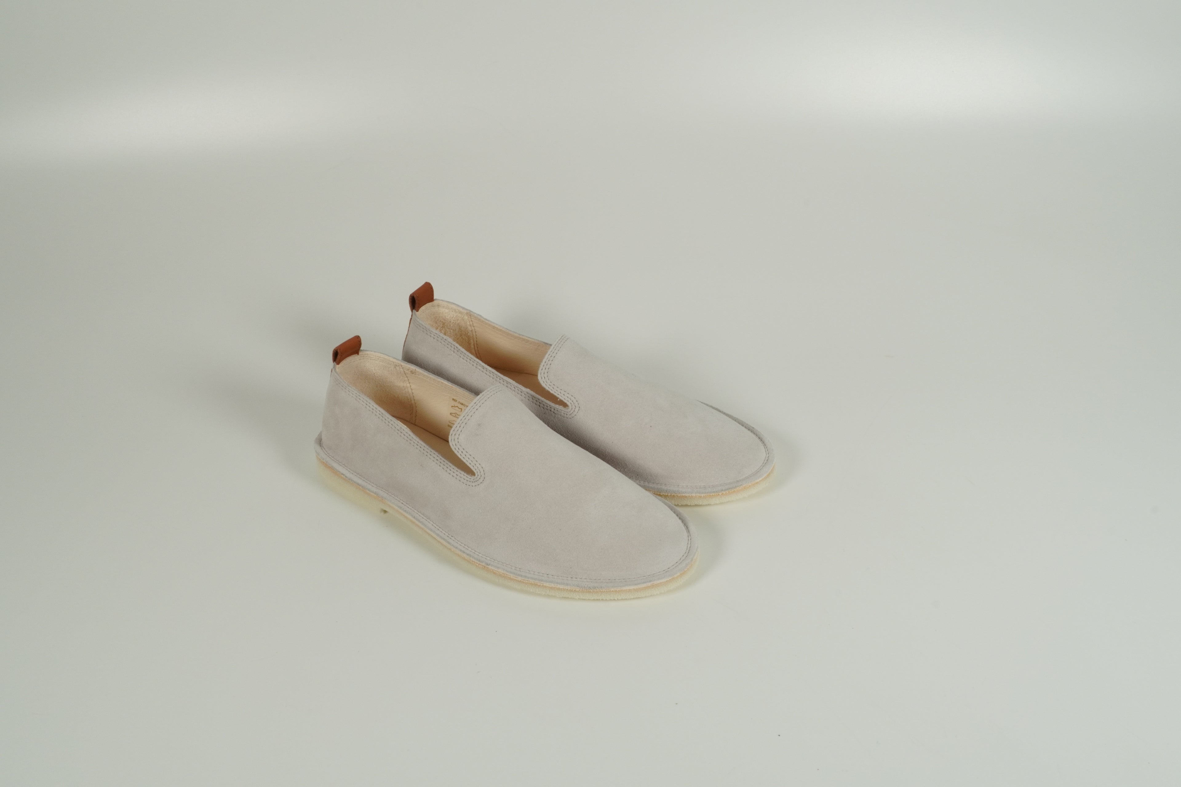 Chaussure basse grise
