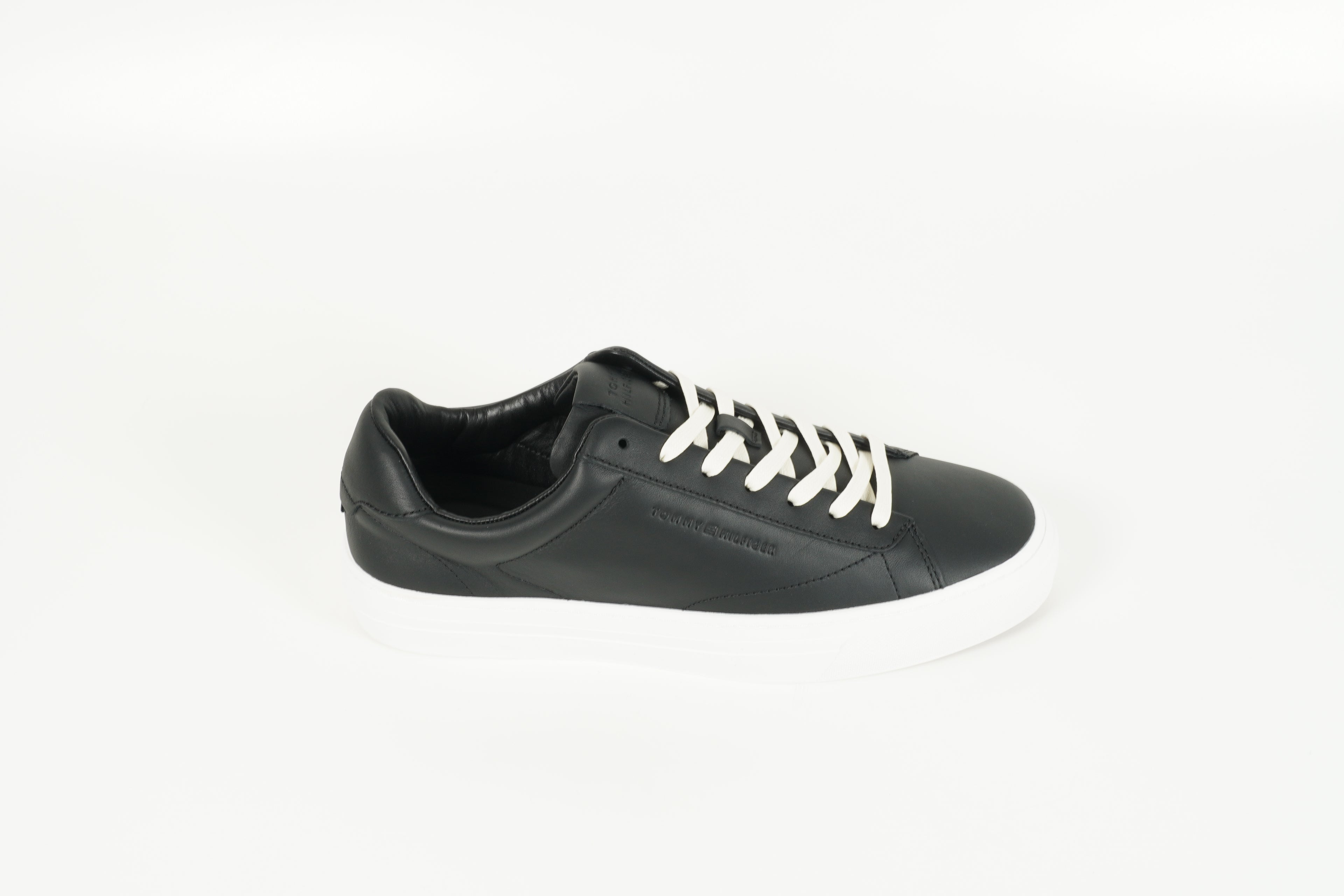 Sneaker Schwarz