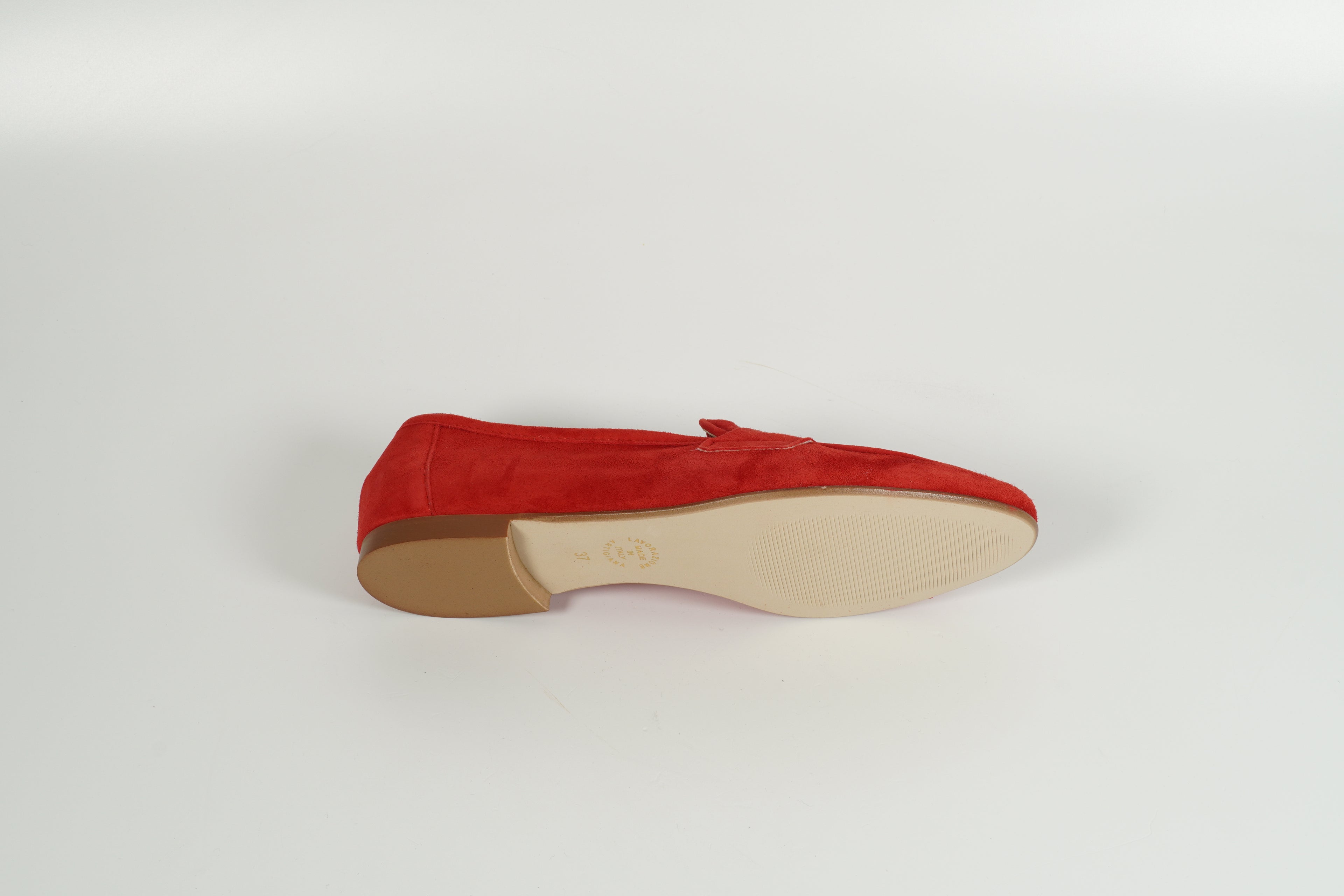 Moccasin Red