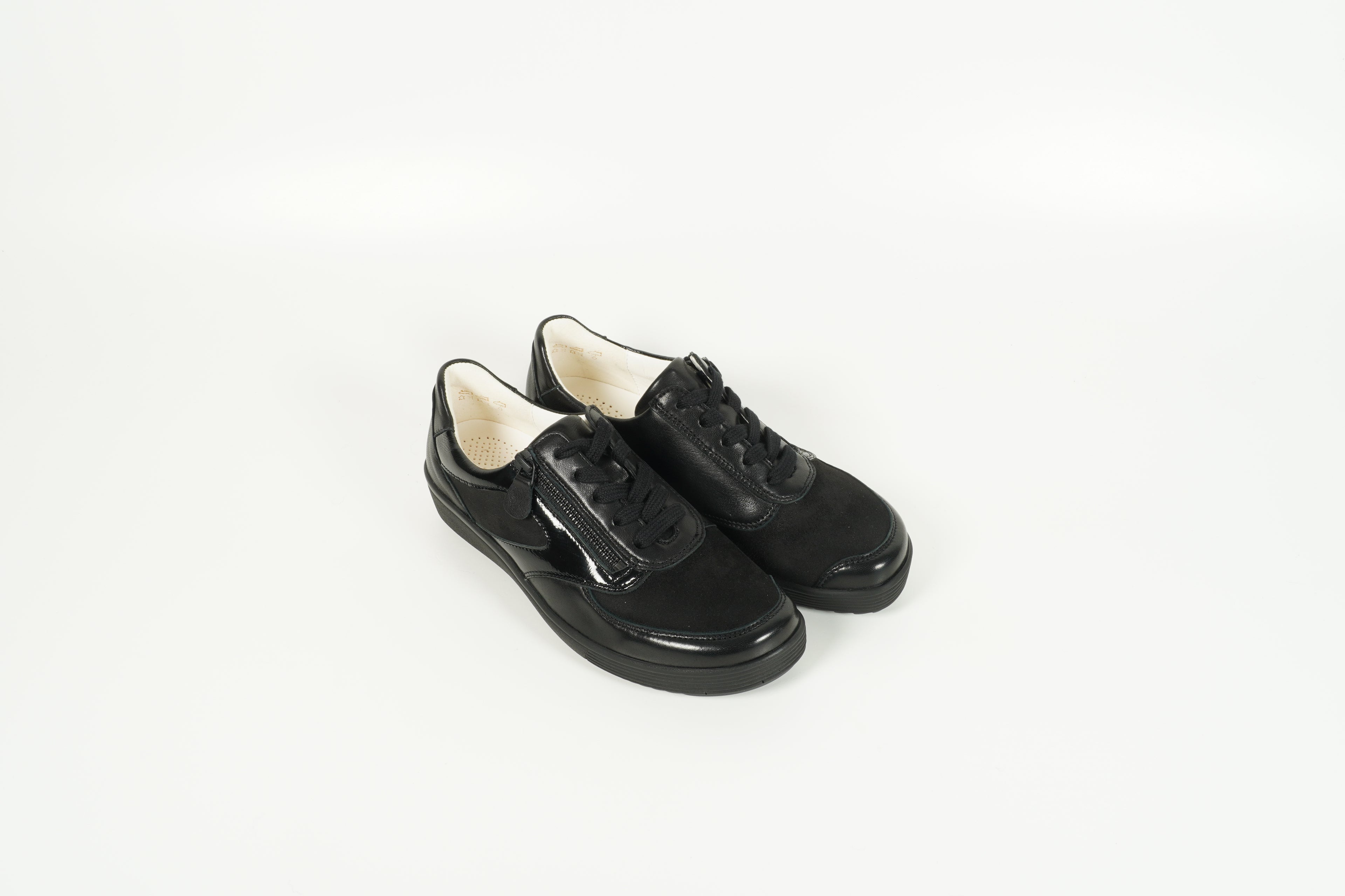 Sneaker Schwarz
