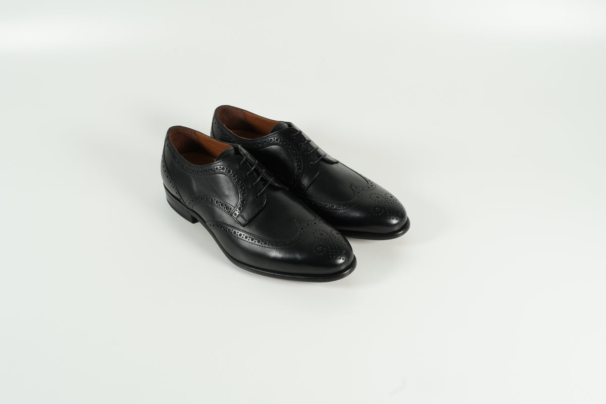 Schnürschuh Schwarz