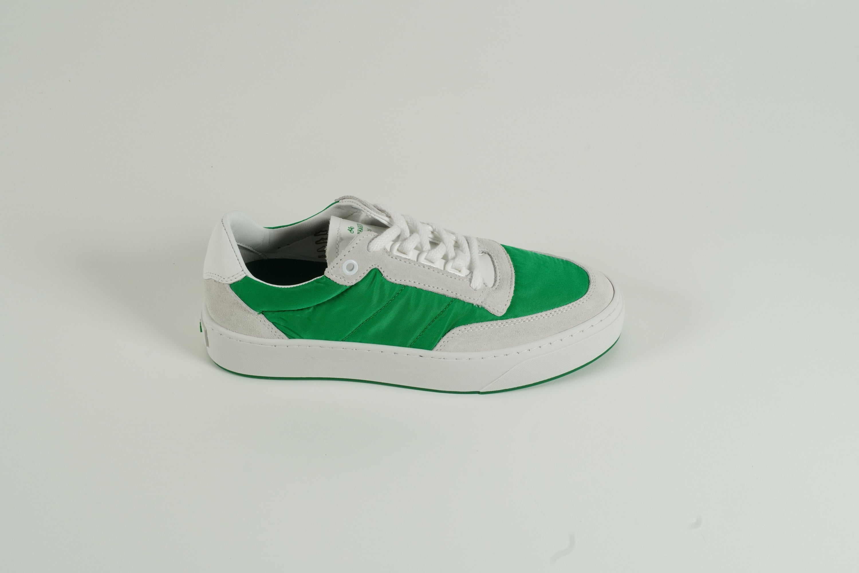 Baskets vertes
