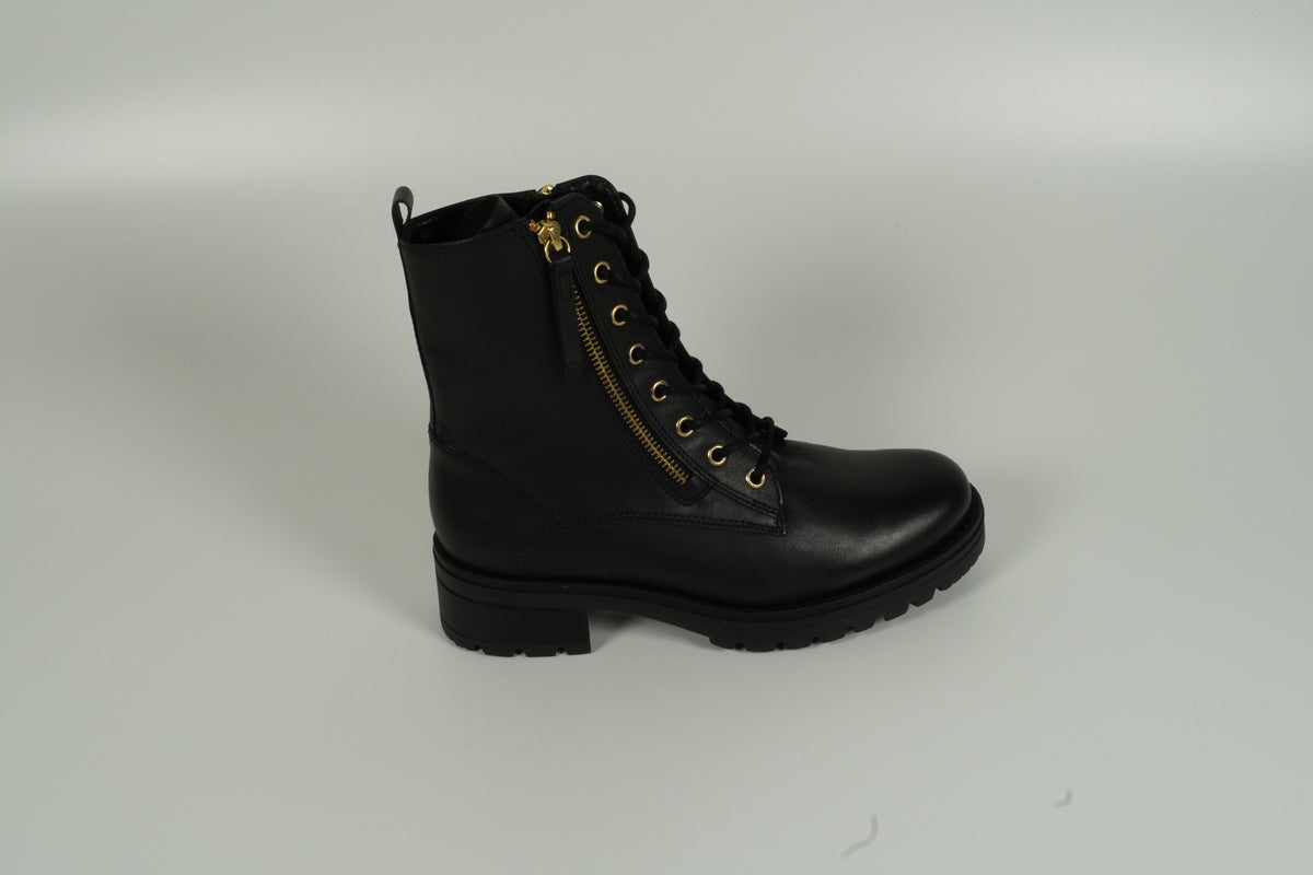 ankle boots black