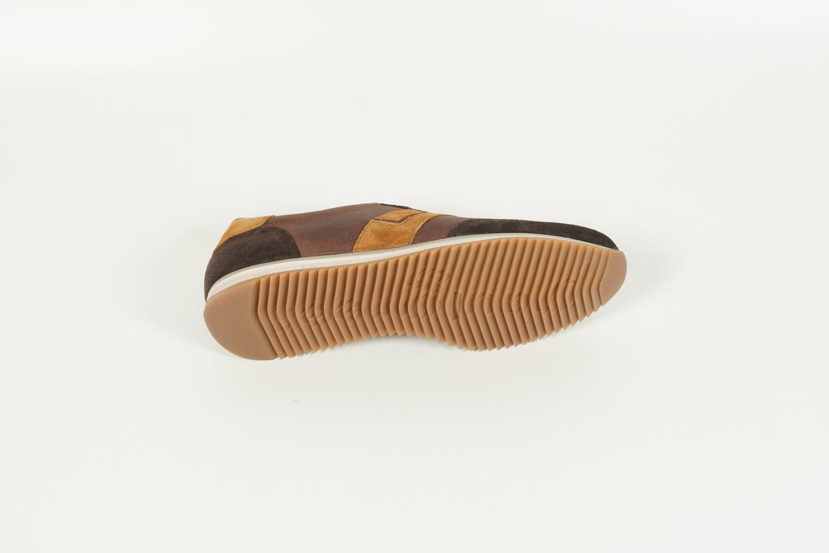 Sneaker Brown