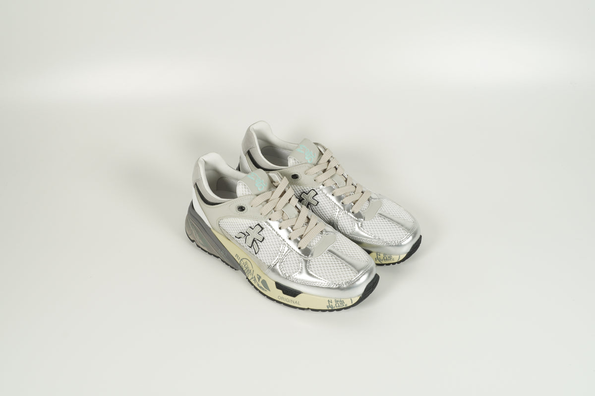 Sneaker Silber