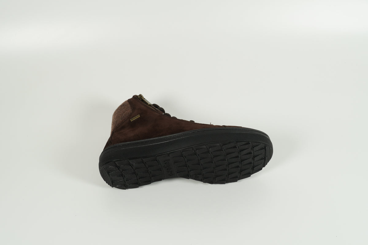 Lace-up shoe lined brown