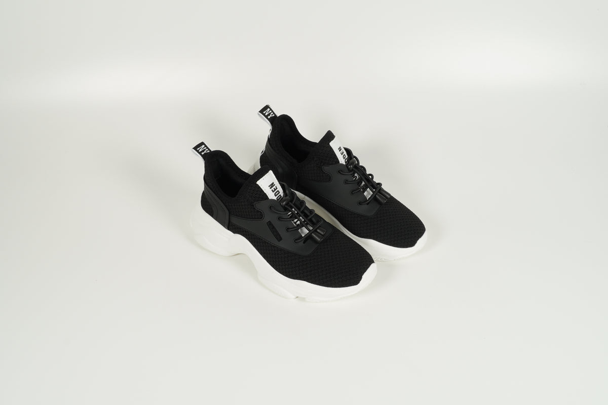 Sneaker Schwarz