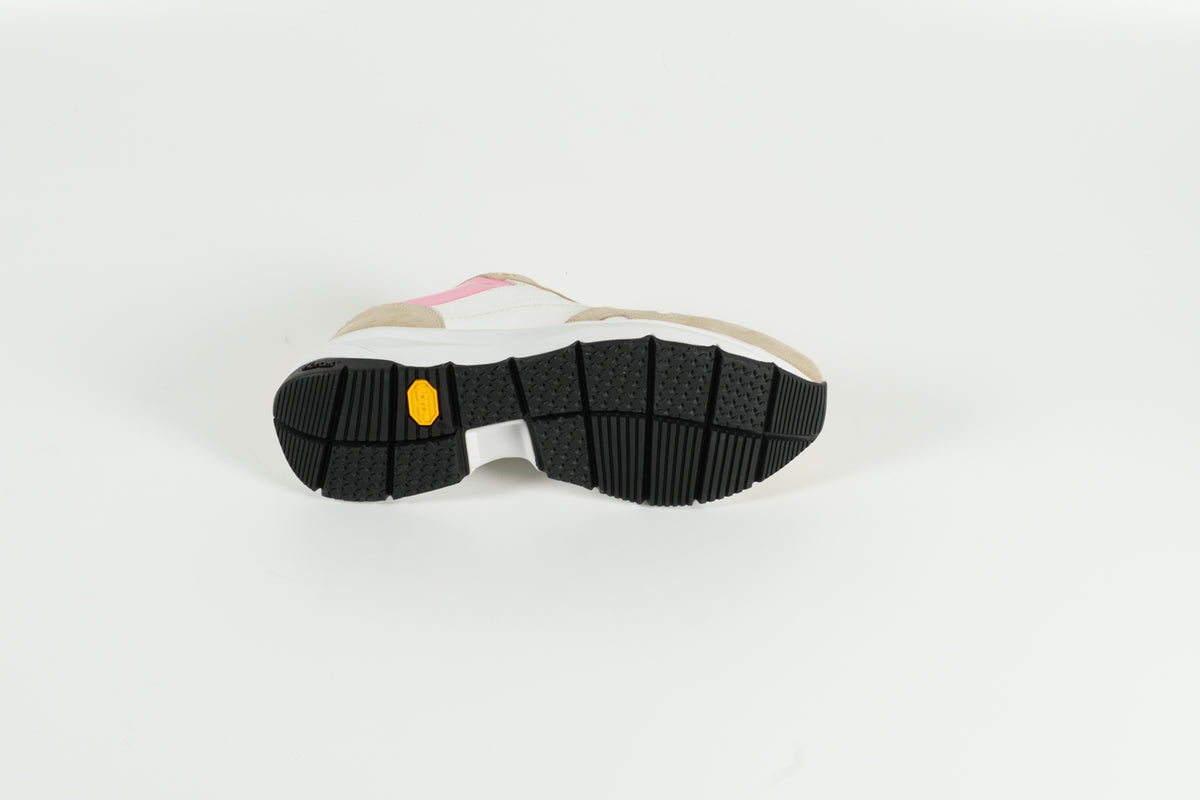 Baskets beiges