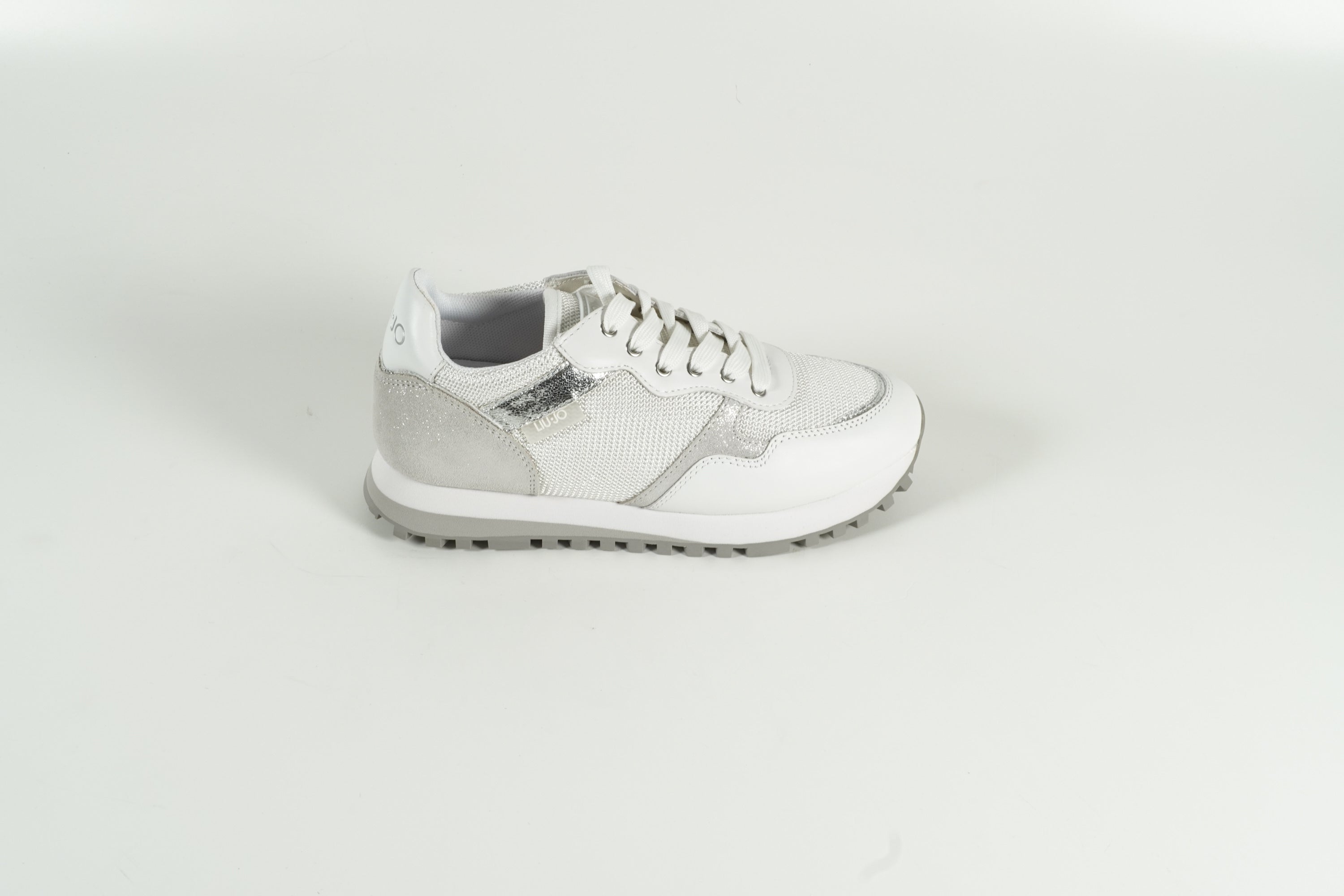 Sneaker White