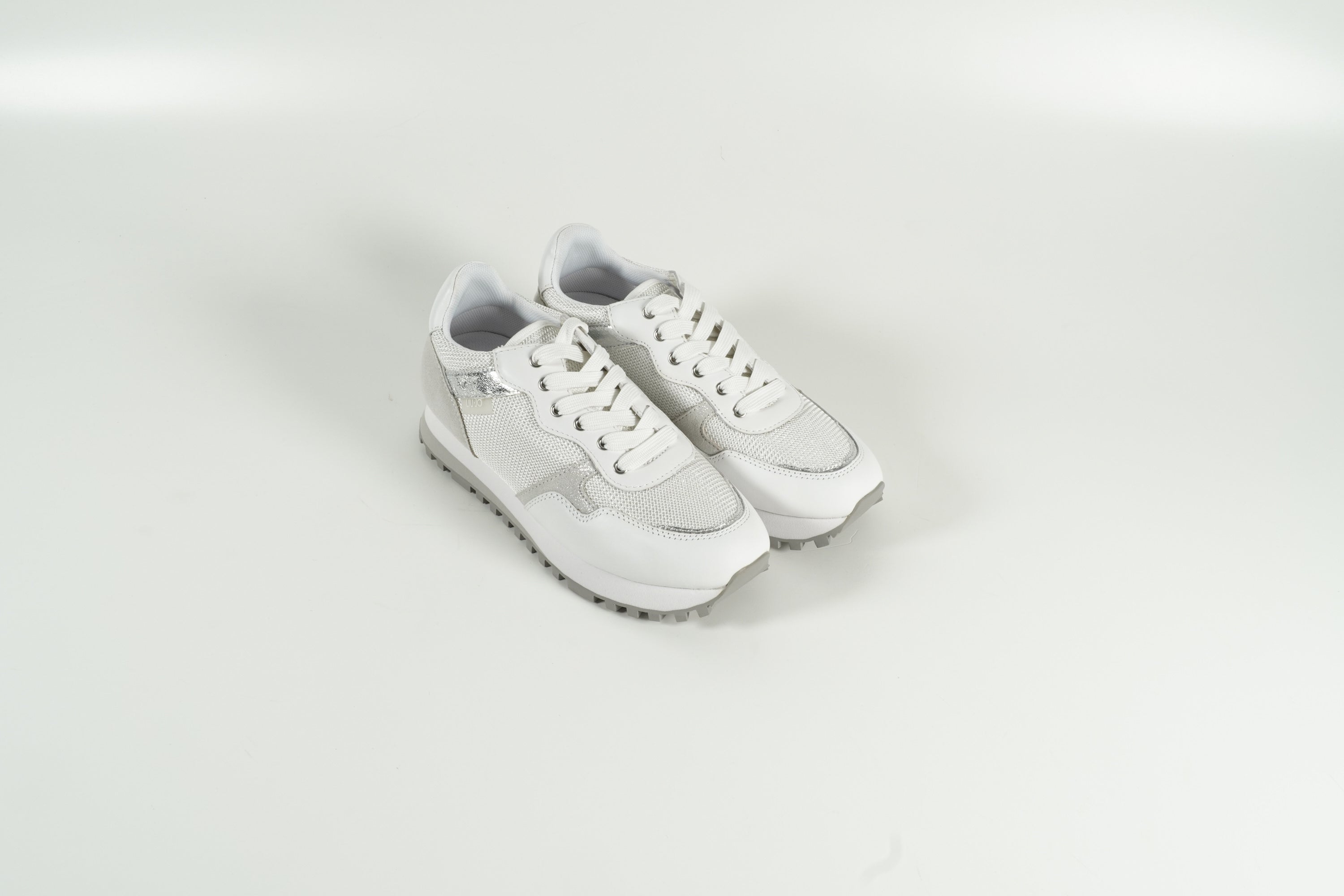 Sneaker White