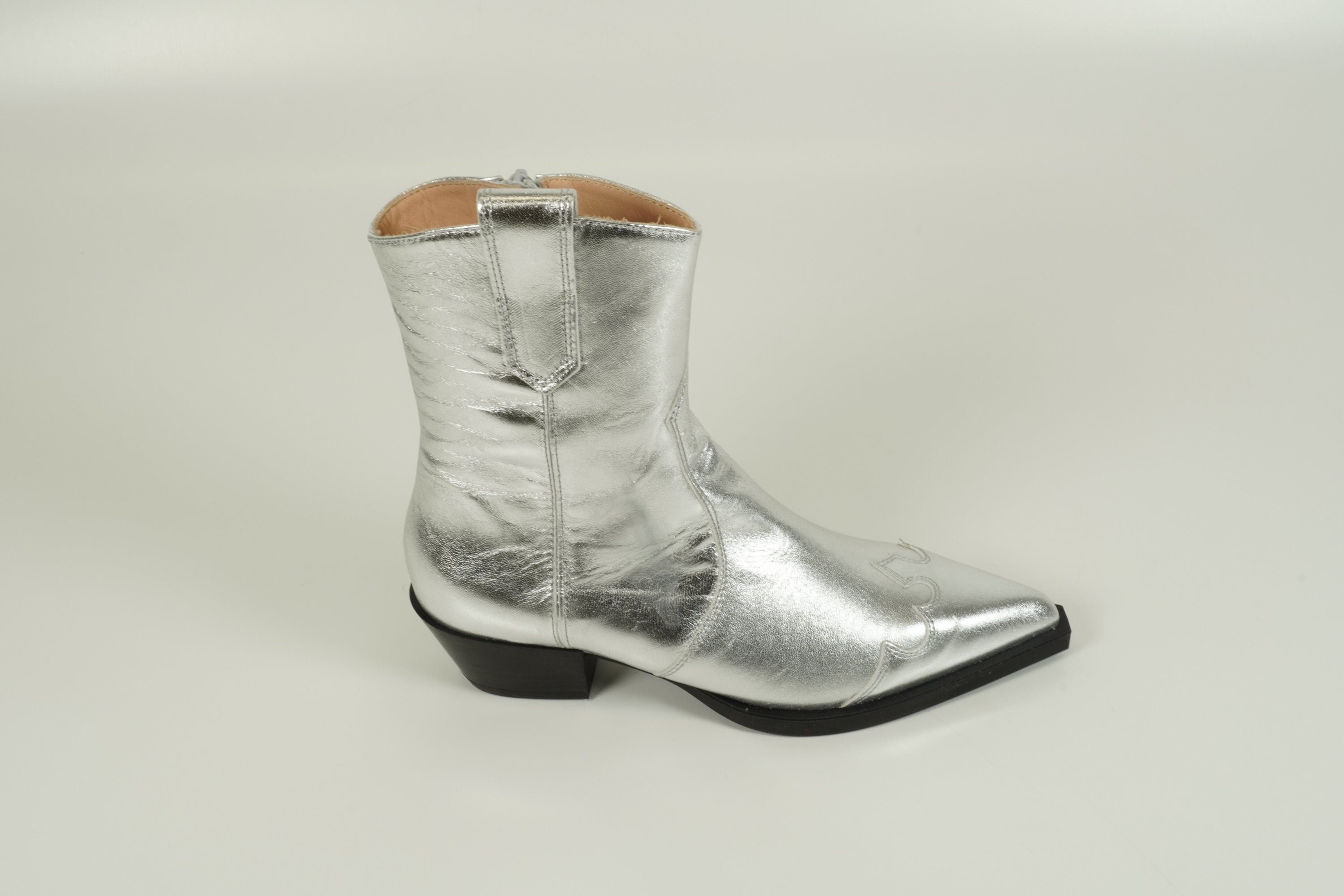 ankle boots silver