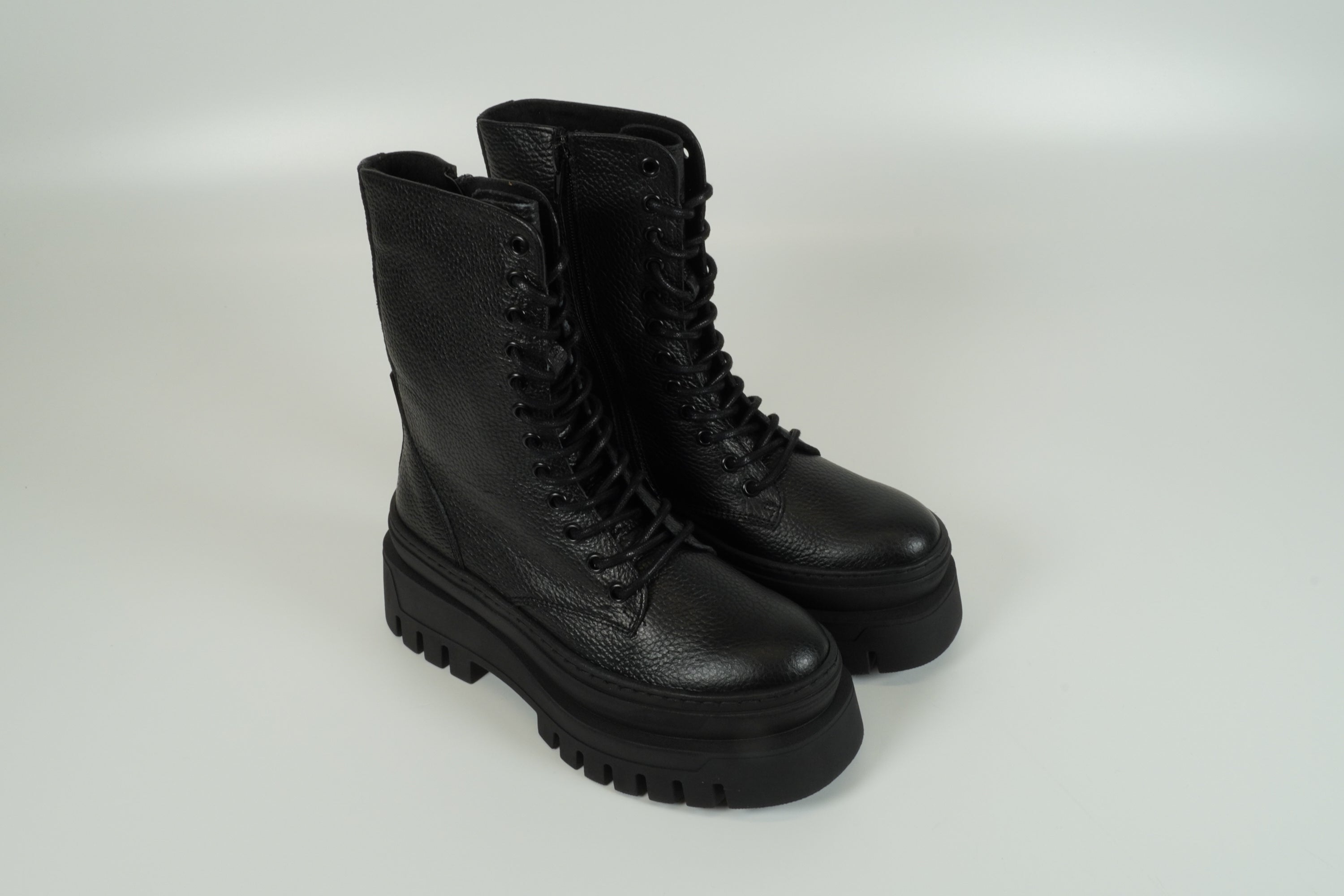 Boots Black