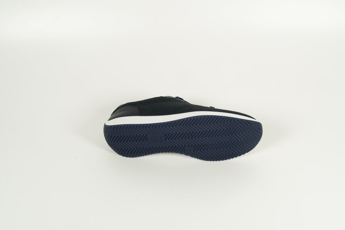 Sneaker Blau