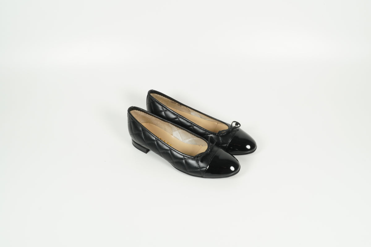 Ballerina Black